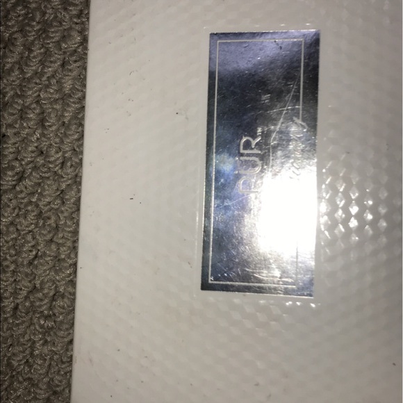 Pallets - Picture 3 of 6